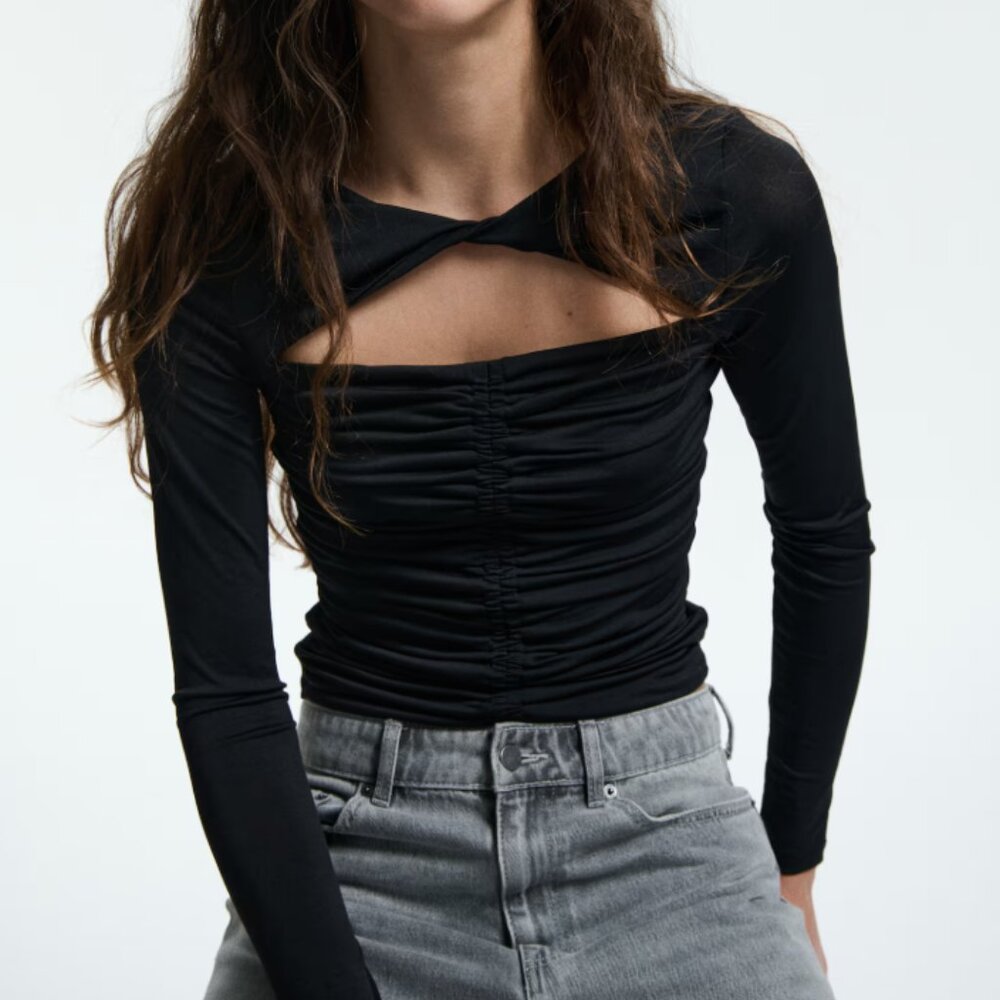 NWT H&M Jersey Top with Cutout